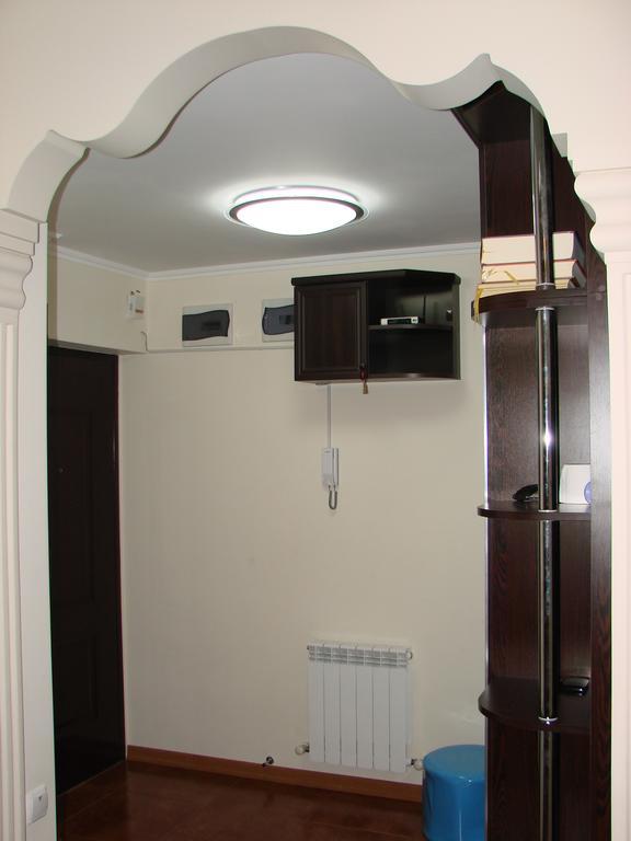 Gigi Apartments Batumi Rum bild
