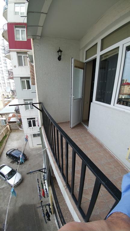 Gigi Apartments Batumi Exteriör bild